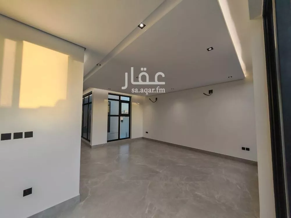 فيلا 5 غرف في الياسمين 25