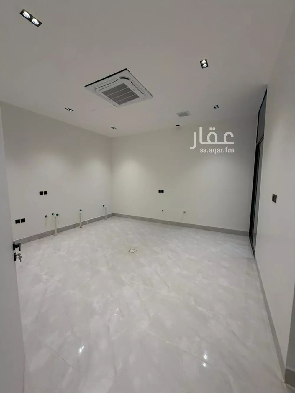 5 bedroom villa in Al Mahdiyyah 11