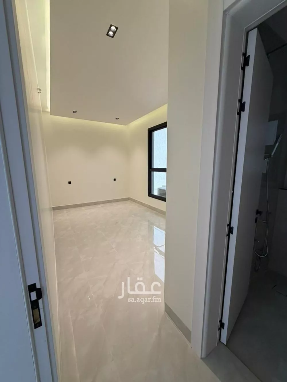 5 bedroom villa in Al Mahdiyyah 4