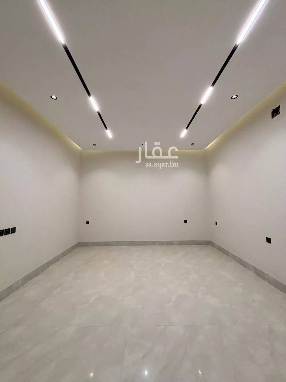 5 bedroom villa in Al Mahdiyyah 5