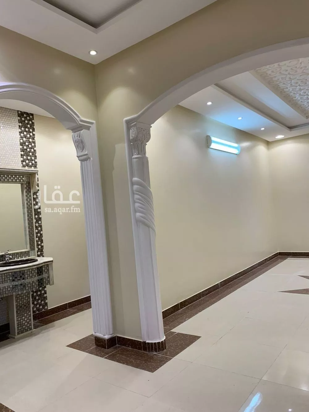 5 bedroom villa in Al Rimal 10