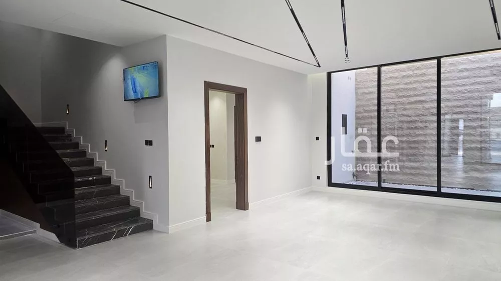 4 bedroom villa in Al Farouq 15