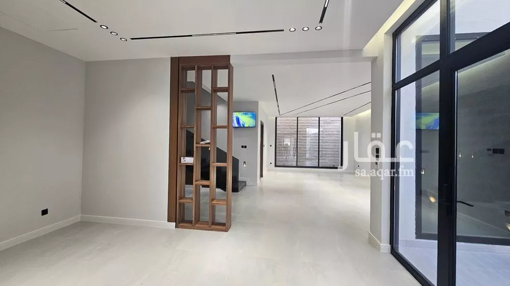 4 bedroom villa in Al Farouq 5
