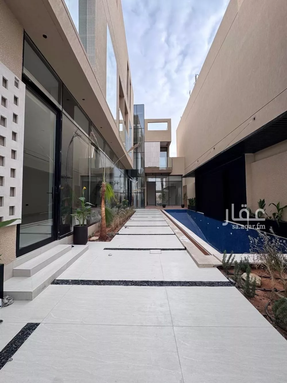 6 bedroom villa in Al Mahdiyyah 25