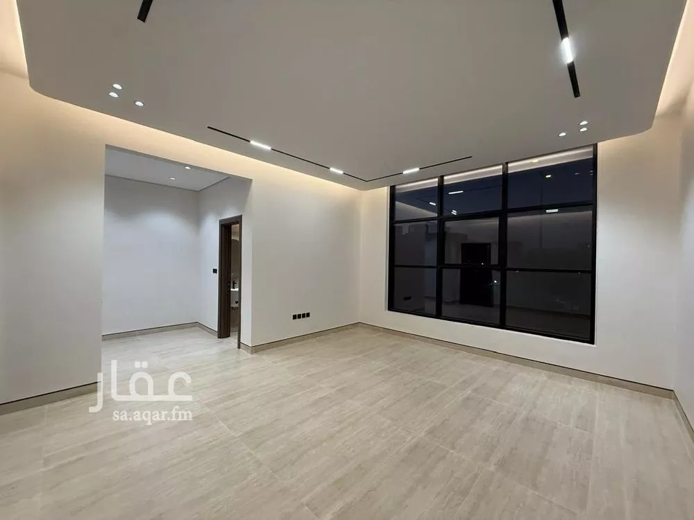 6 bedroom villa in Al Mahdiyyah 16