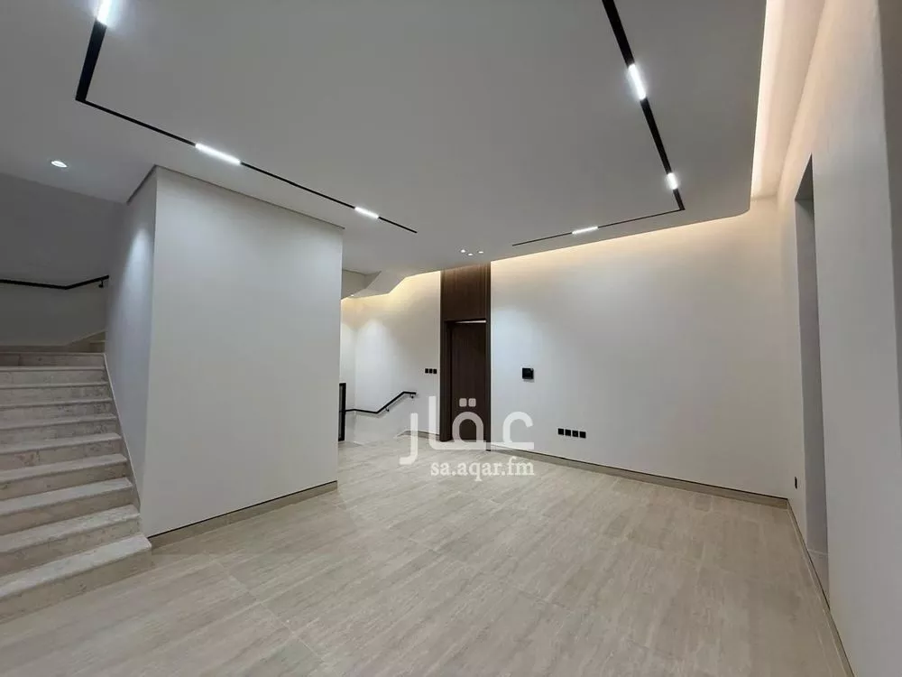6 bedroom villa in Al Mahdiyyah 17