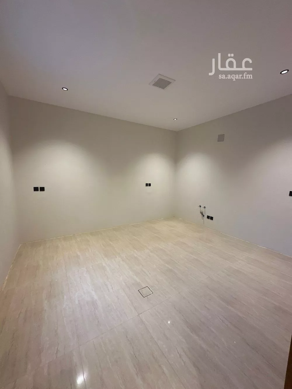 5 bedroom villa in Al Mahdiyyah 7