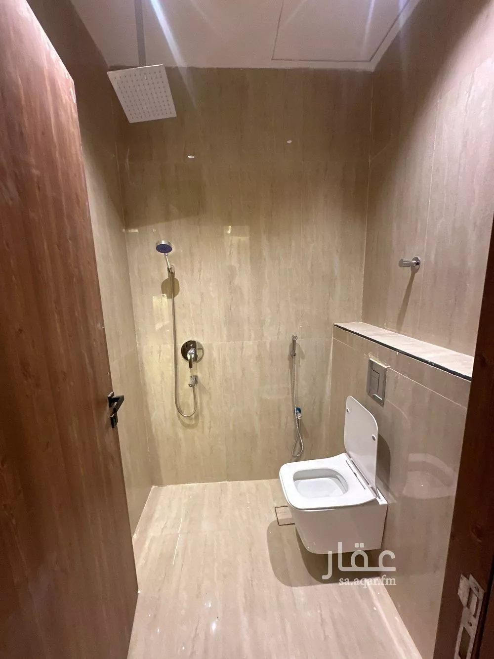5 bedroom villa in Al Mahdiyyah 8