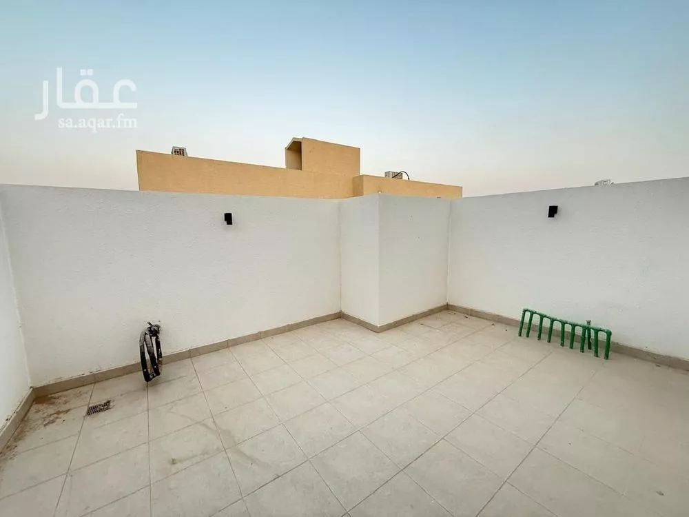 5 bedroom villa in Al Mahdiyyah 22