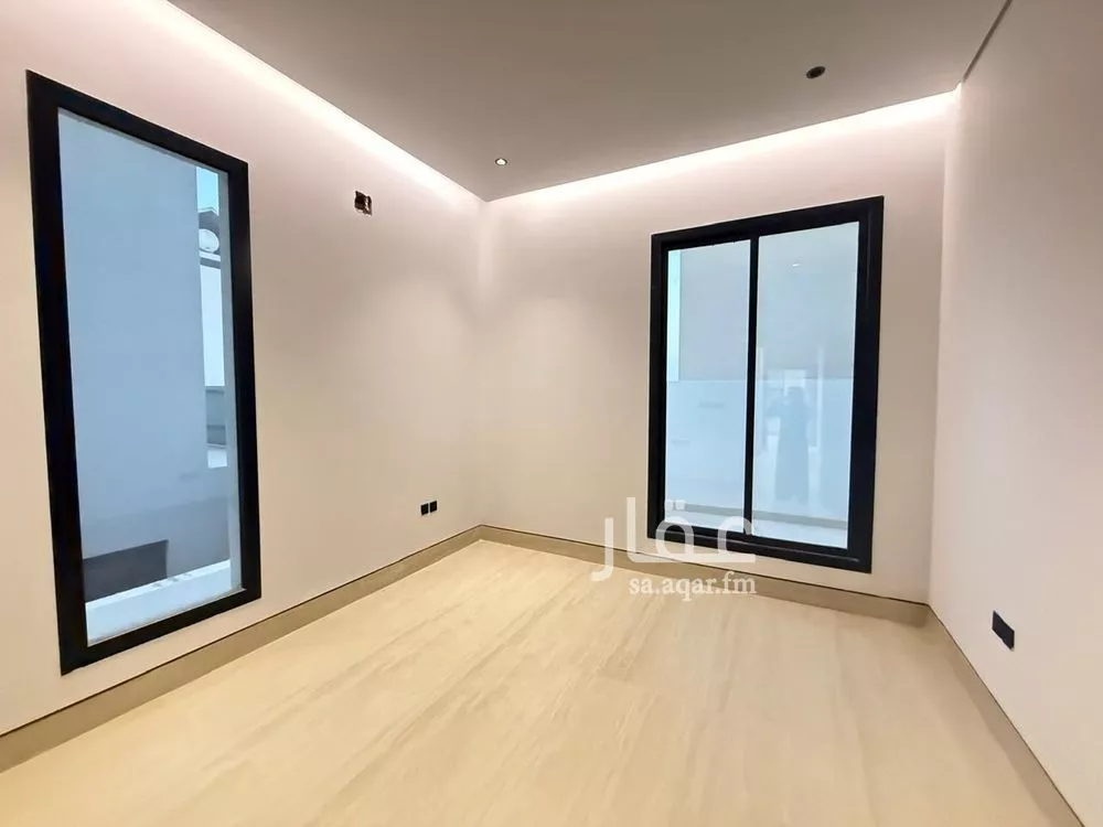 5 bedroom villa in Al Mahdiyyah 9