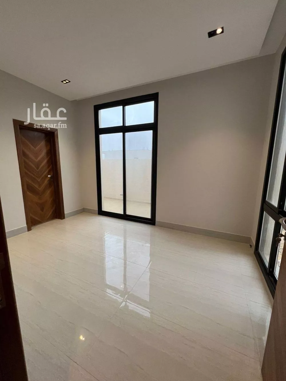 6 bedroom villa in Al Mahdiyyah 3