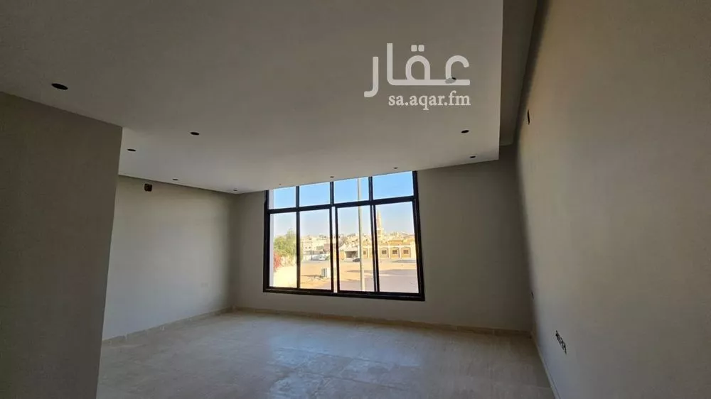 فيلا 5 غرف في الملك فيصل 12