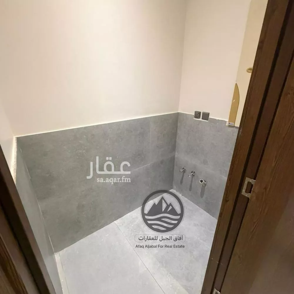 3 bedroom floor in Al Narjis 6