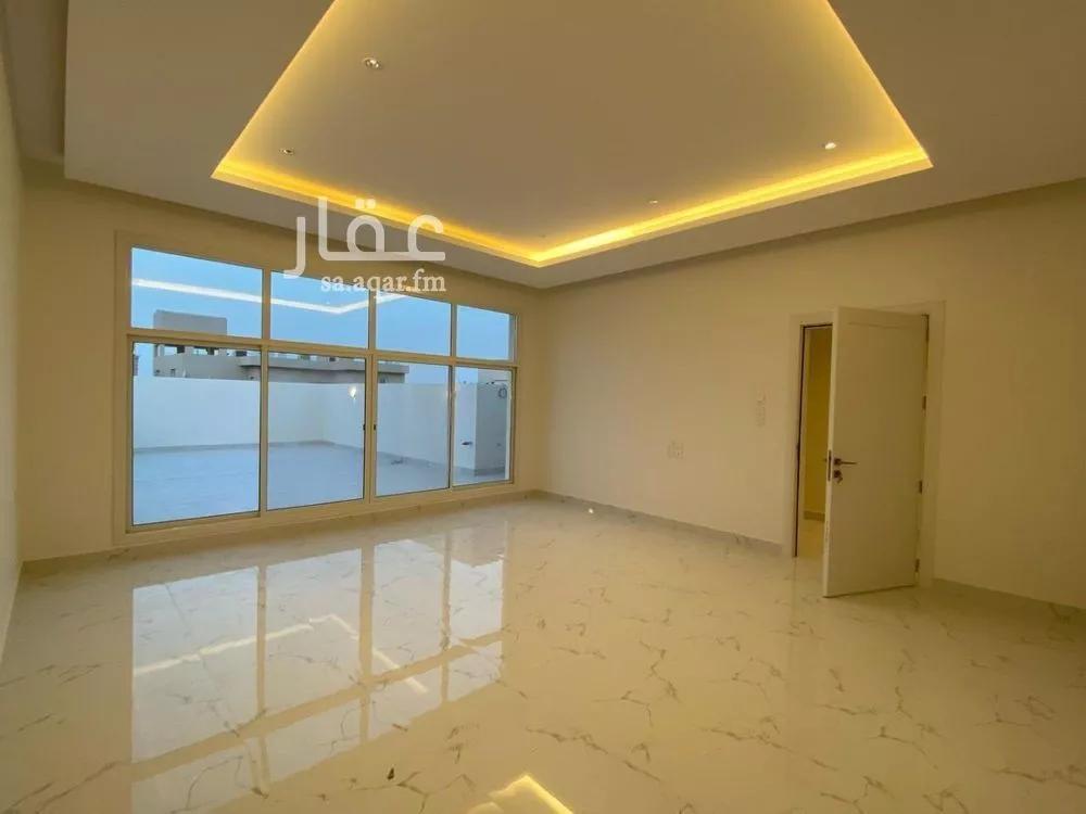 6 bedroom villa in Al Mahdiyyah 8
