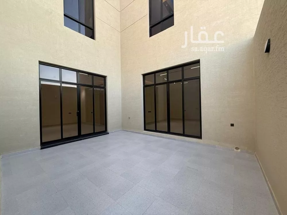 6 bedroom villa in Al Mahdiyyah 5