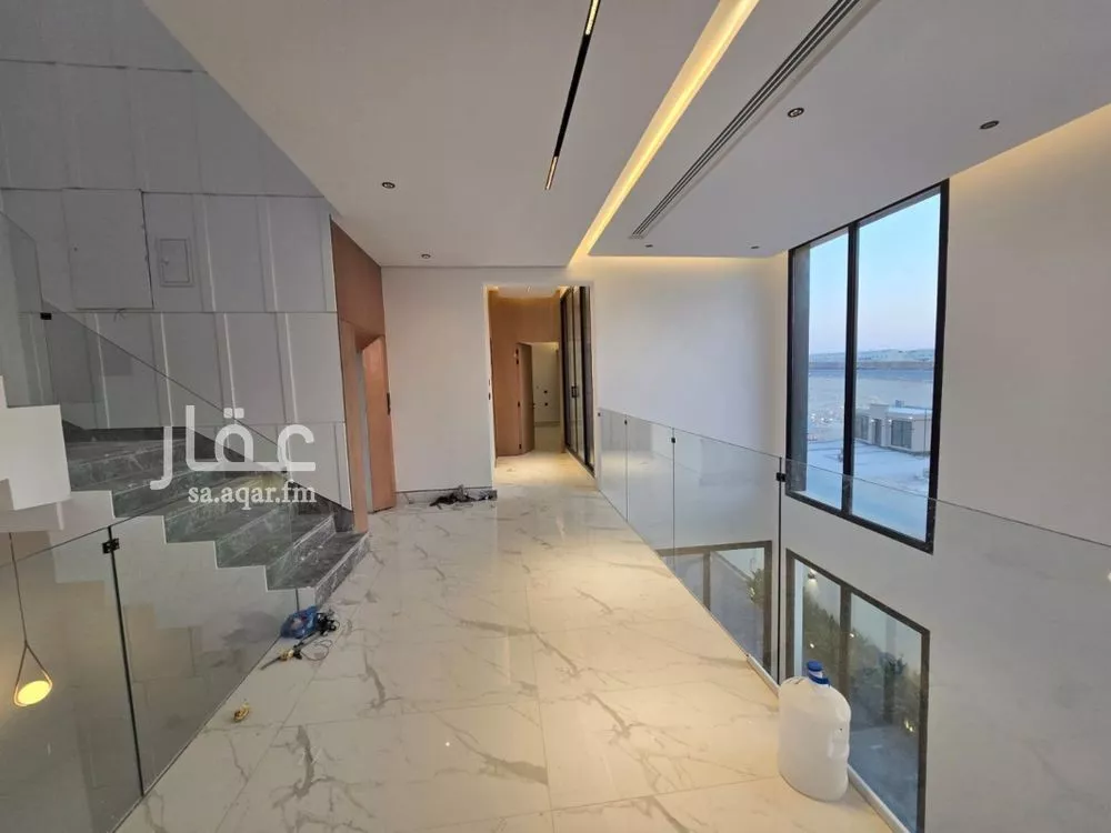 6 bedroom villa in Al Narjis 3