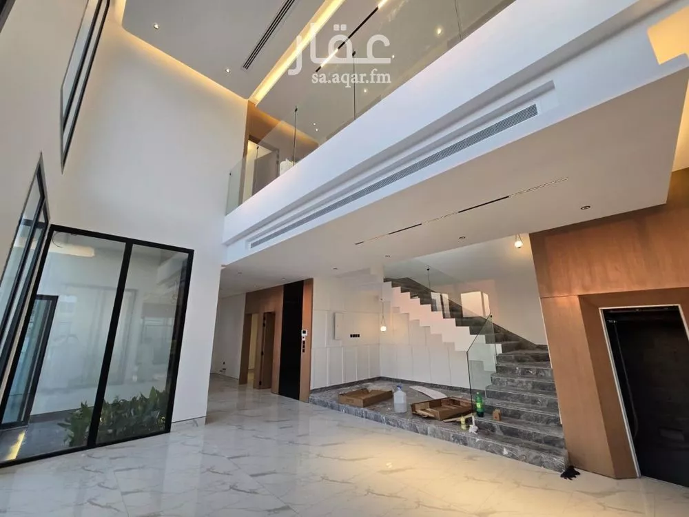 6 bedroom villa in Al Narjis 4