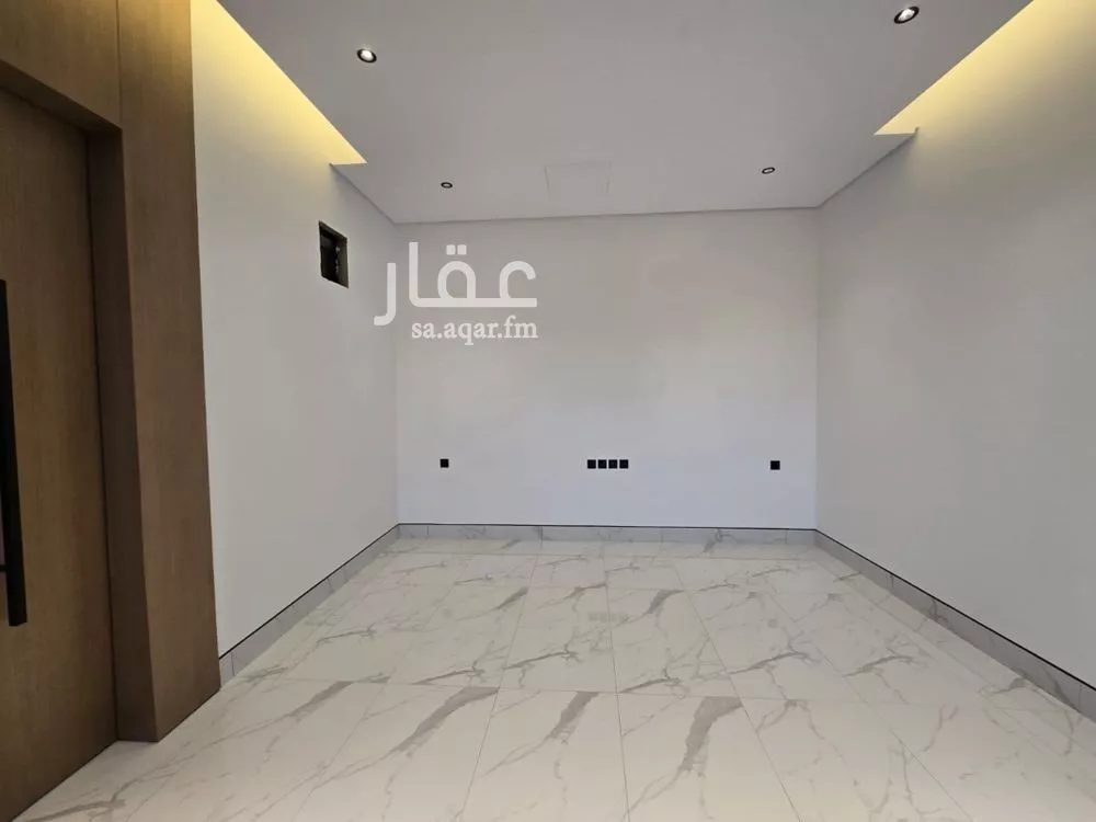 6 bedroom villa in Al Narjis 7