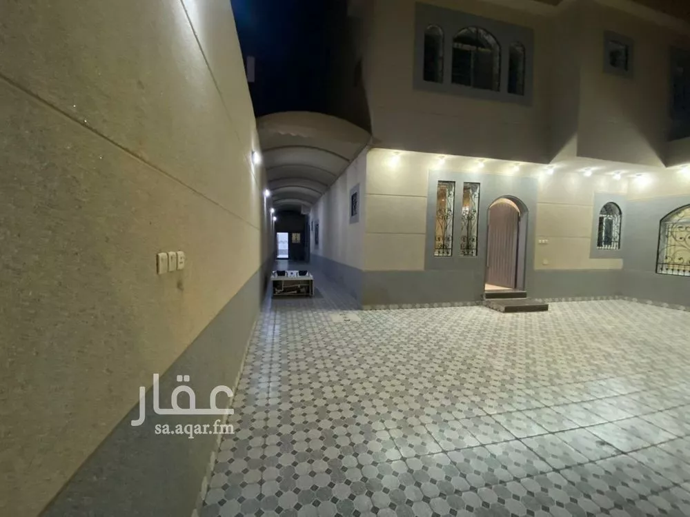 فيلا 7 غرف في الرمال 18