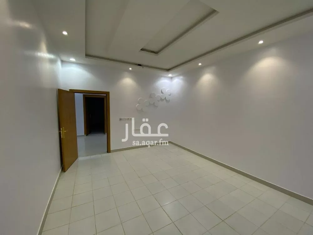 فيلا 7 غرف في الرمال 30