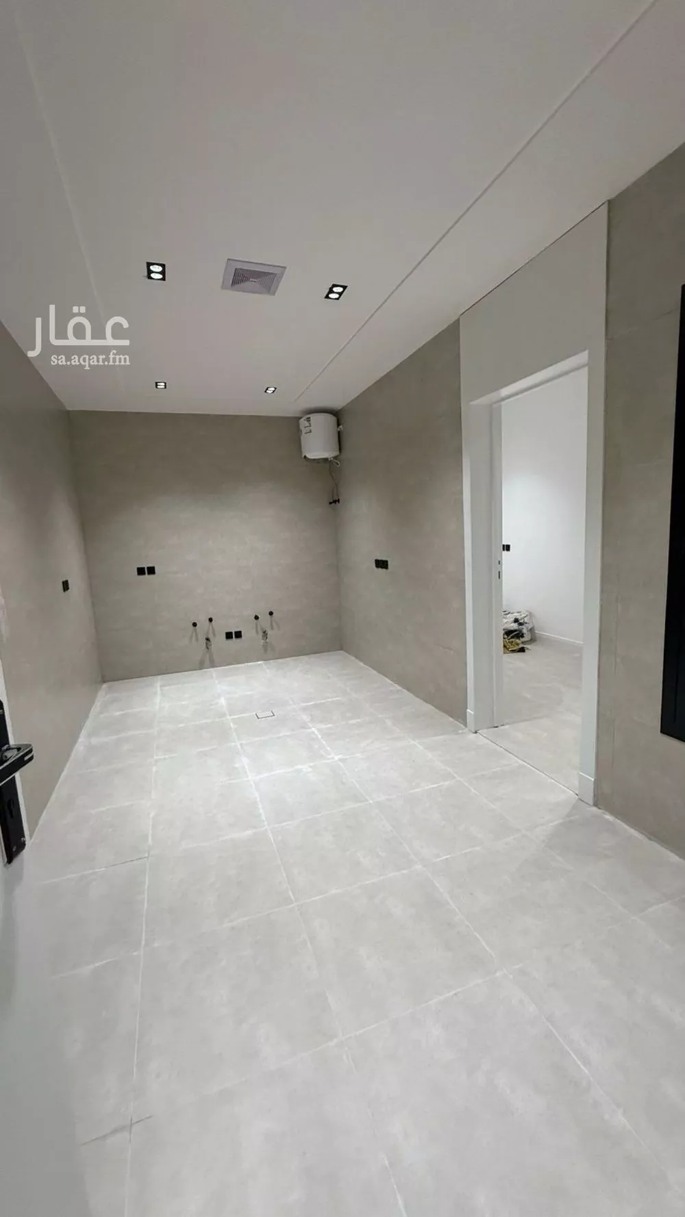 5 bedroom villa in Dhahrat Laban 12