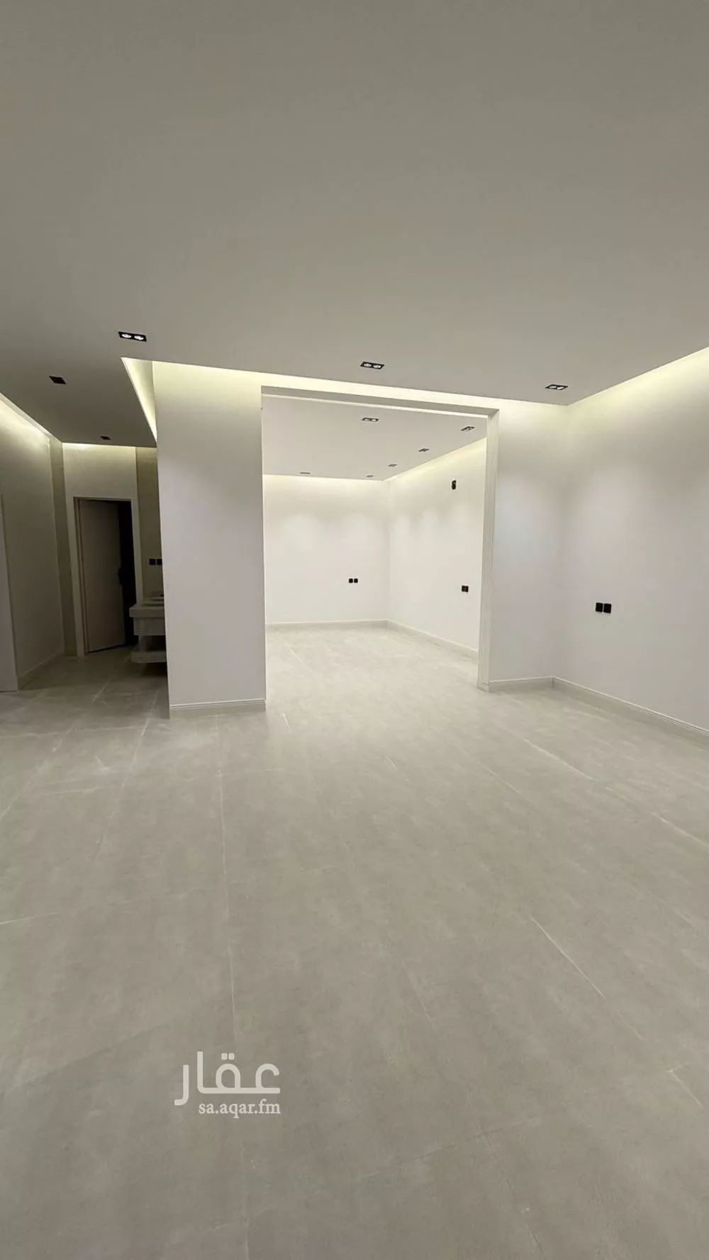 5 bedroom villa in Dhahrat Laban 7
