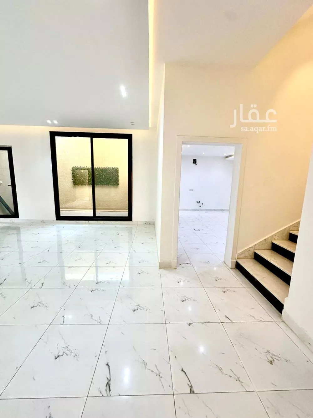 6 bedroom villa in Al Aridh 7