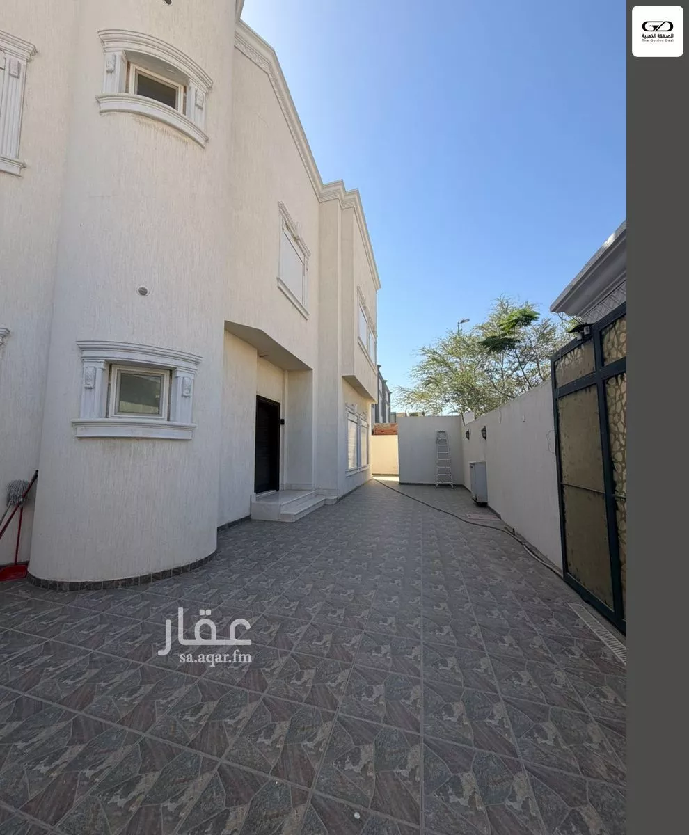8 bedroom villa in Obhur Al Janoubiah 2