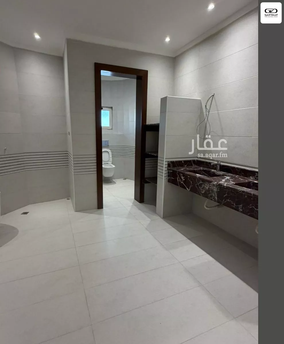 8 bedroom villa in Obhur Al Janoubiah 15