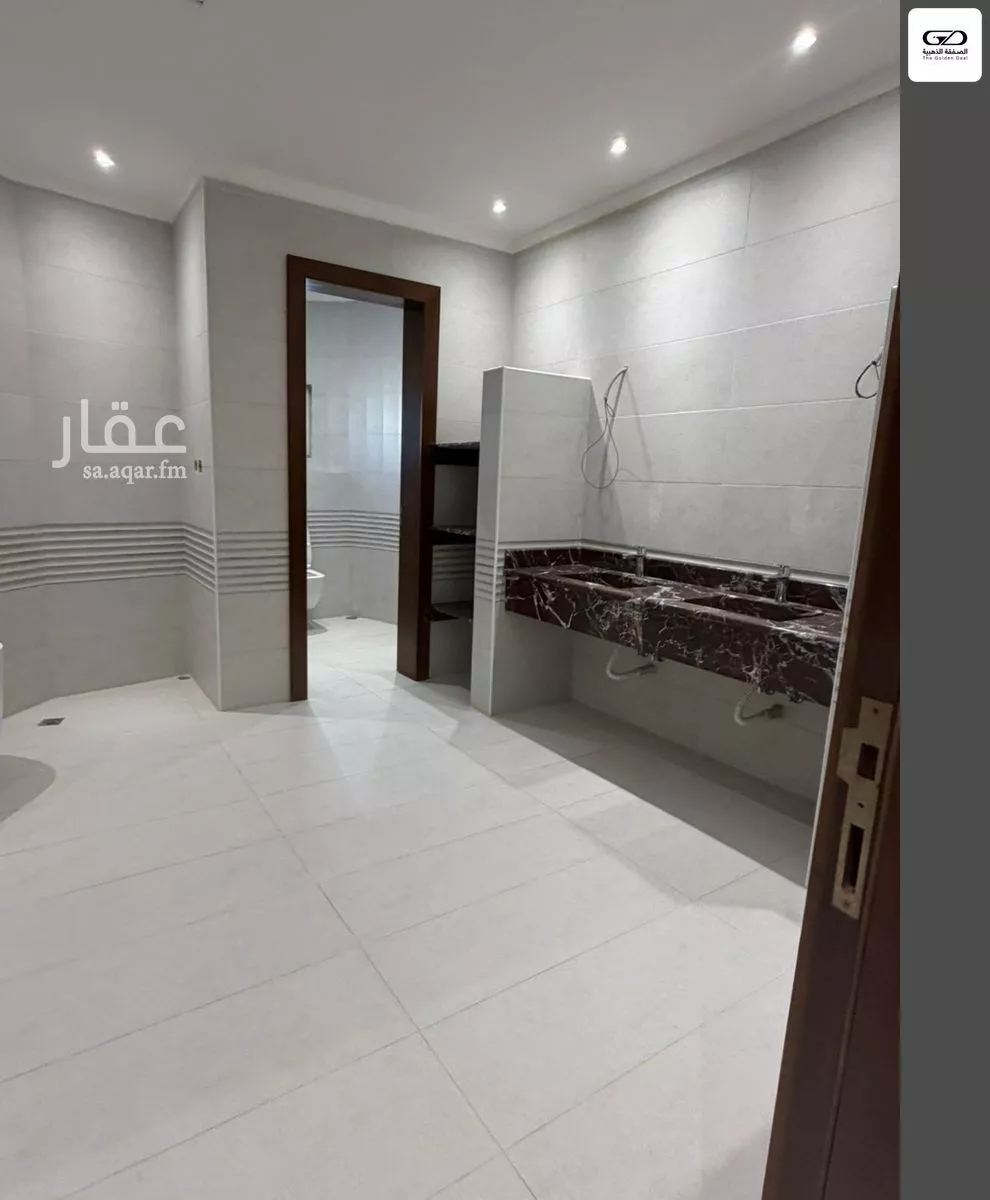 8 bedroom villa in Obhur Al Janoubiah 17