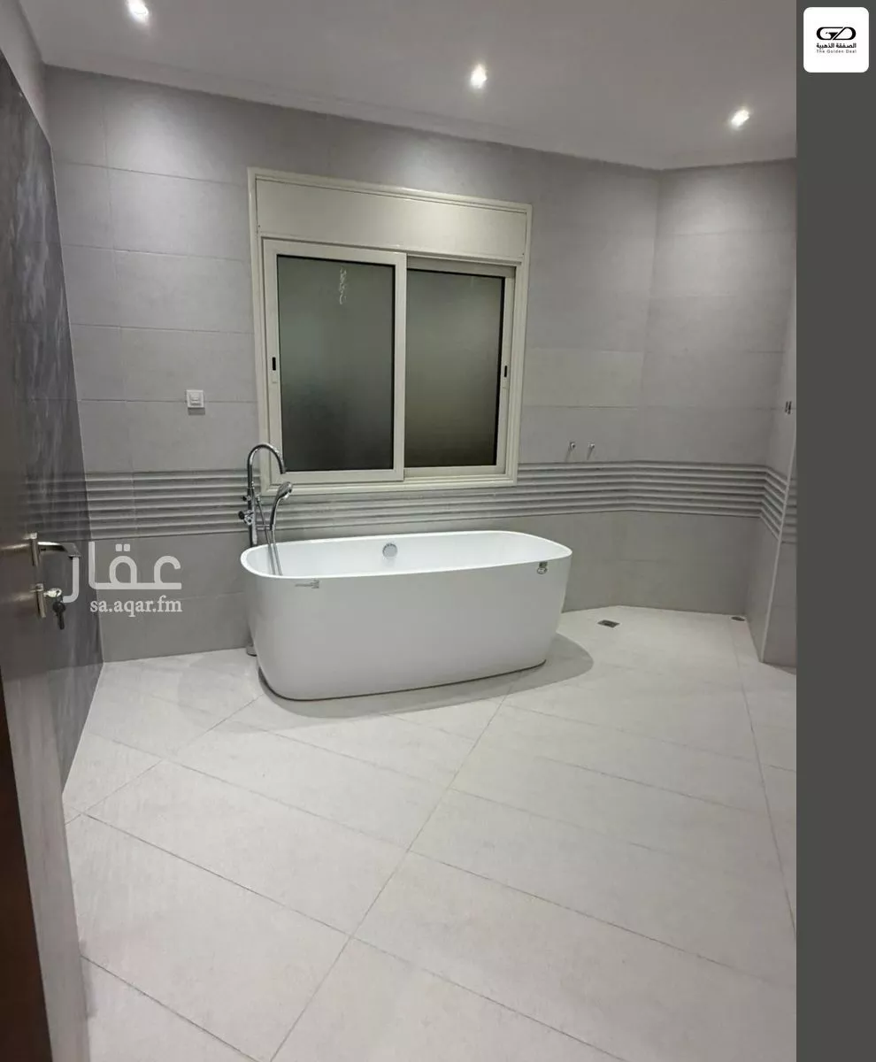 8 bedroom villa in Obhur Al Janoubiah 19