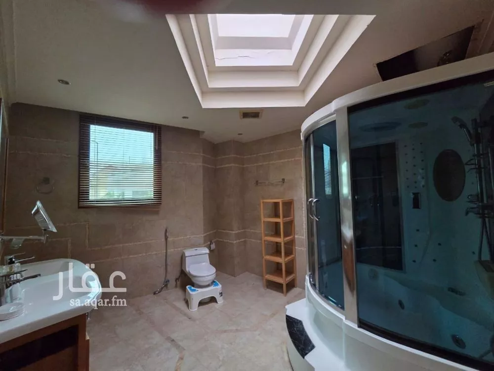 5 bedroom villa in Al Yasmin 4