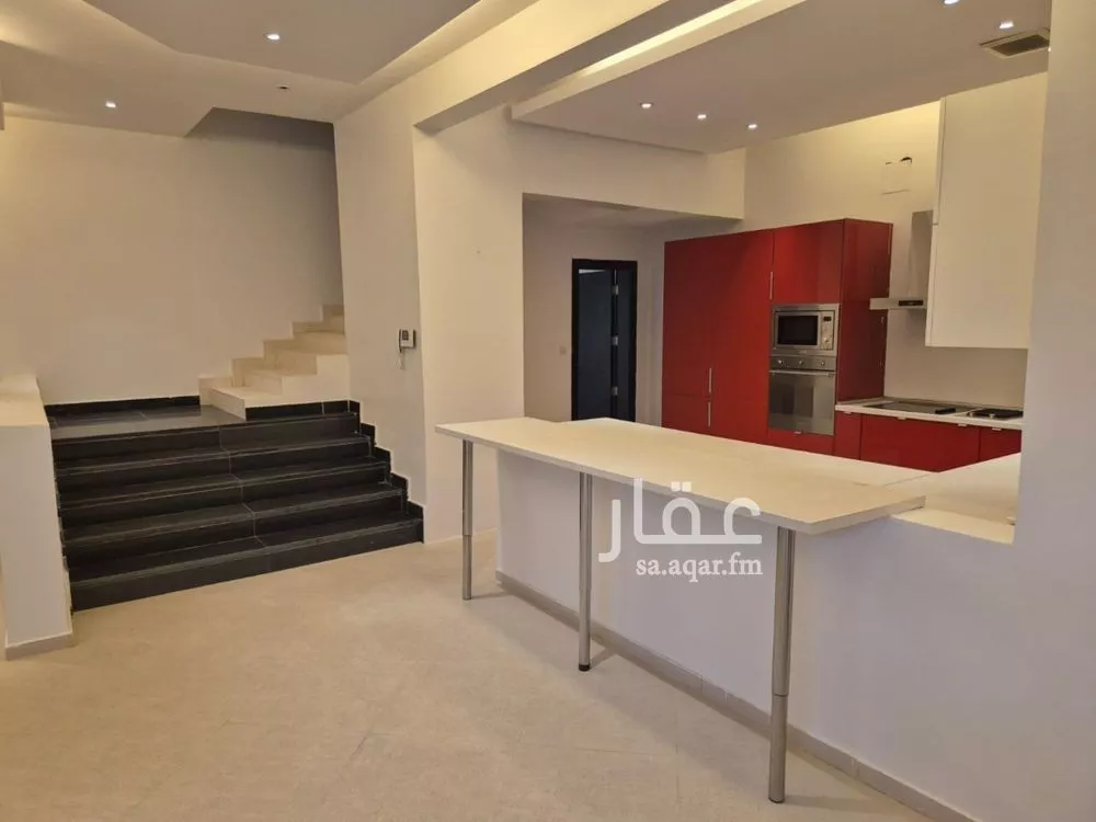 فيلا 6 غرف في العارض 9