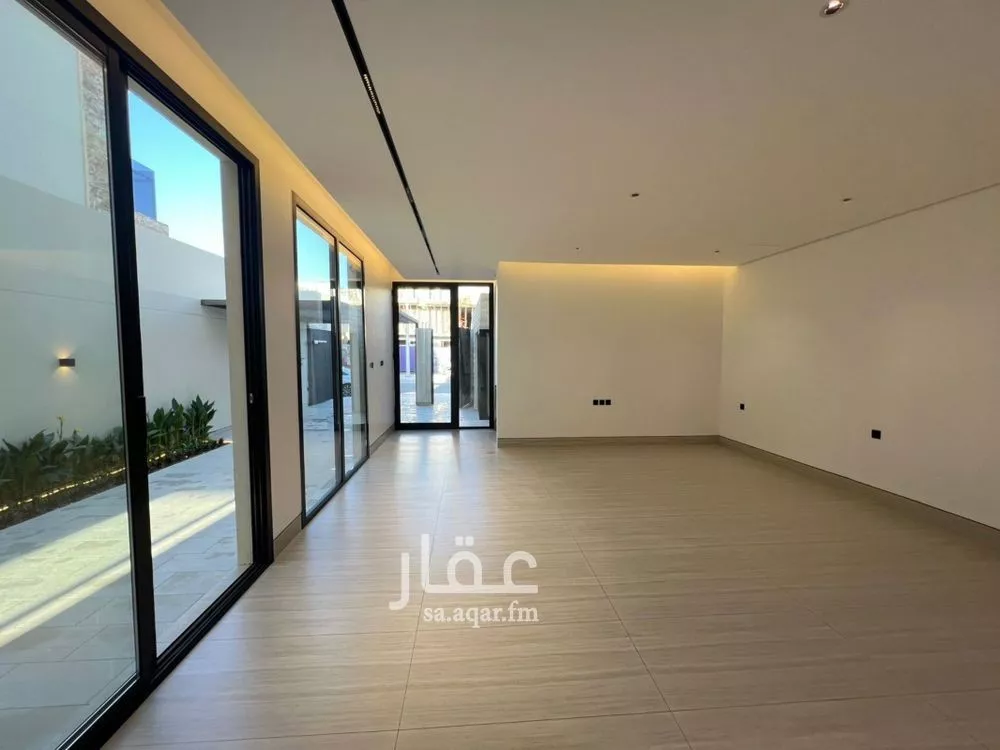 فيلا 6 غرف في النرجس 15