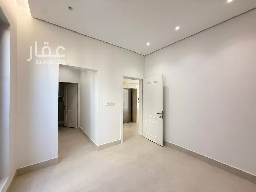 6 bedroom villa in Al Mahdiyyah 6