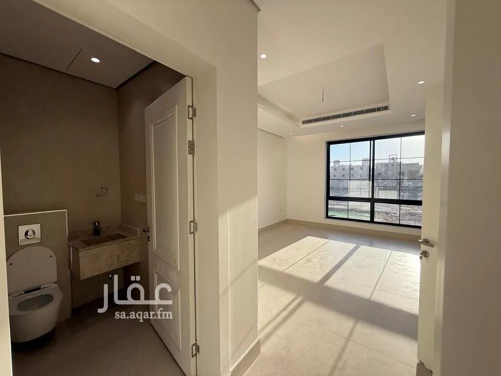 6 bedroom villa in Al Mahdiyyah 7