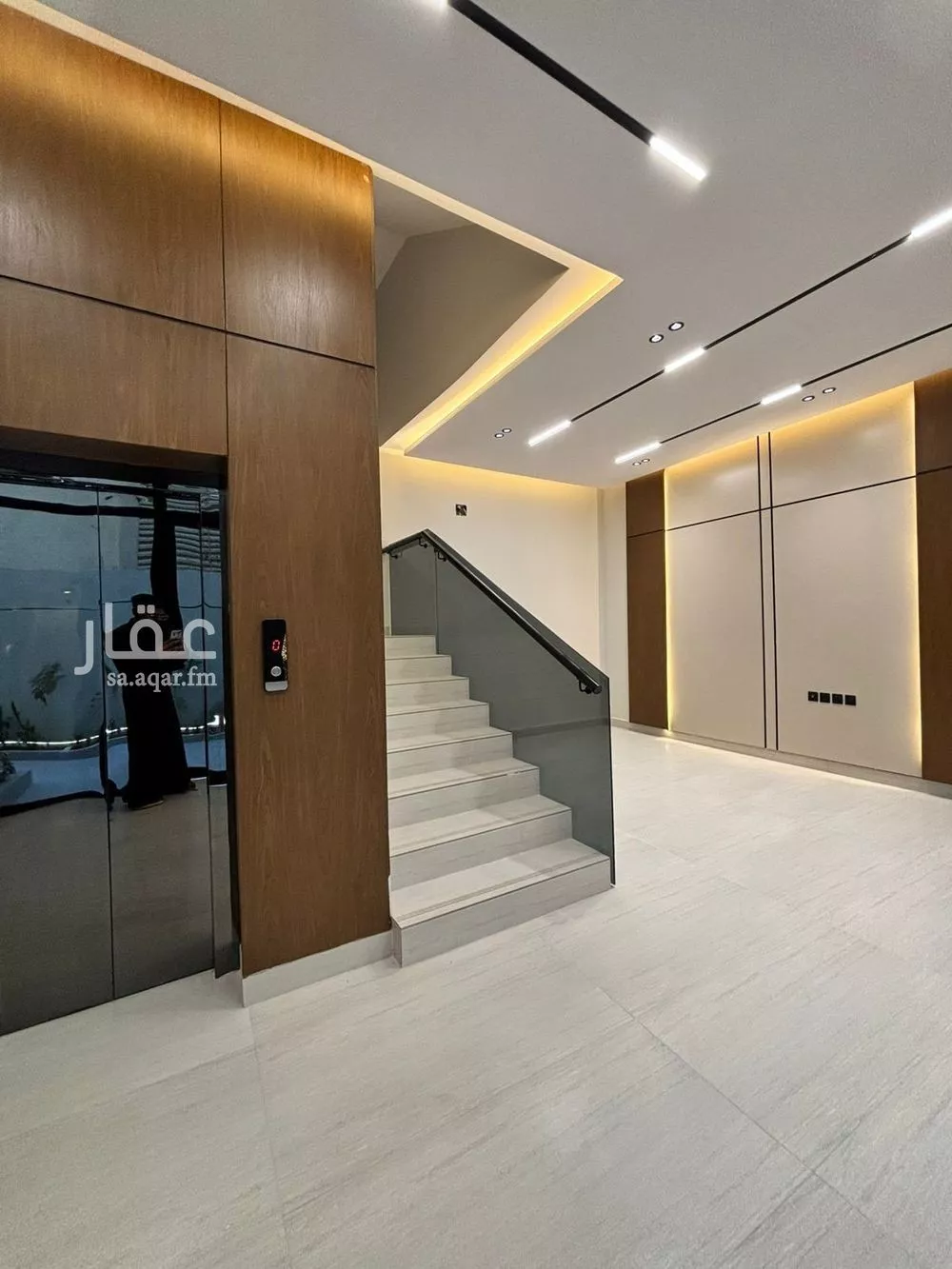 5 bedroom villa in Al Mahdiyyah 17