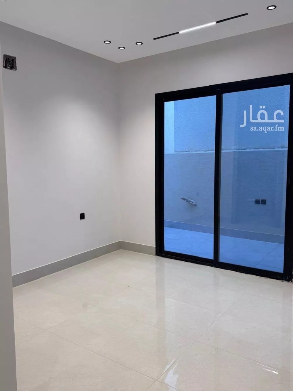 فيلا 4 غرف في المهدية 15