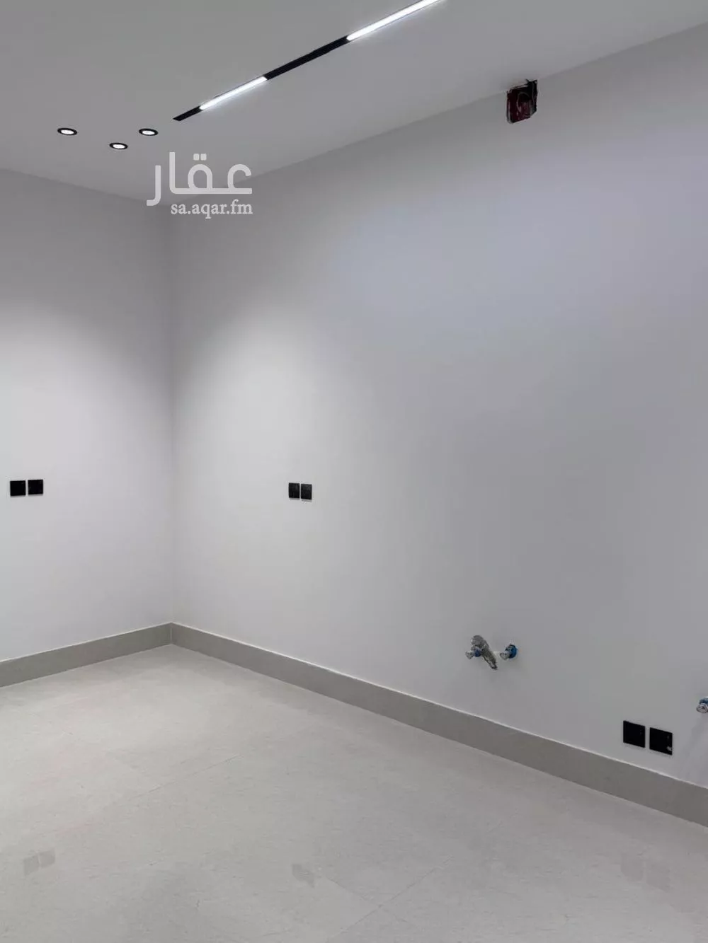 فيلا 4 غرف في المهدية 3