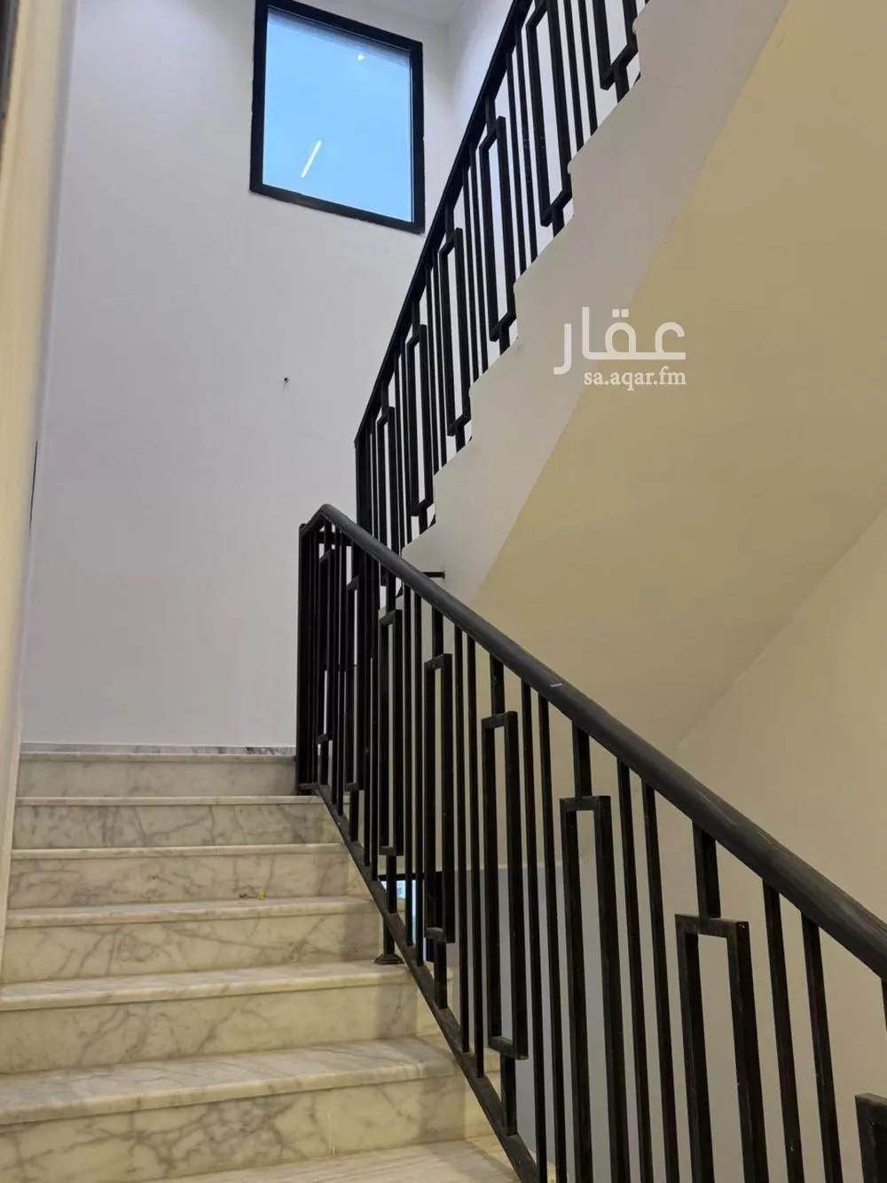 فيلا 4 غرف في المهدية 6