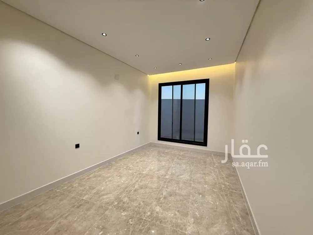 5 bedroom villa in Al Mahdiyyah 22