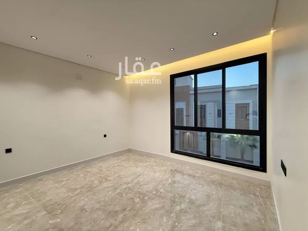 5 bedroom villa in Al Mahdiyyah 23