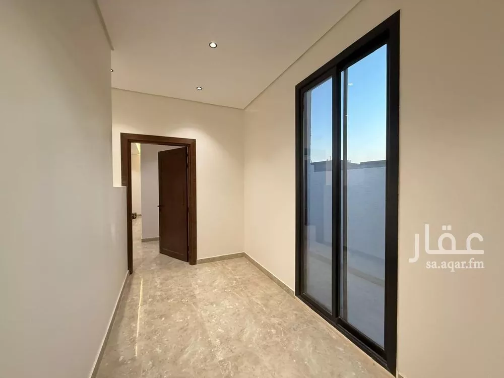 5 bedroom villa in Al Mahdiyyah 28
