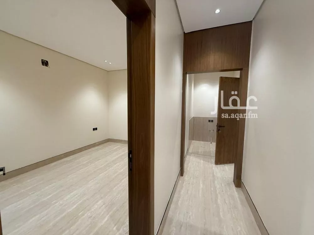 5 bedroom villa in Al Mahdiyyah 19