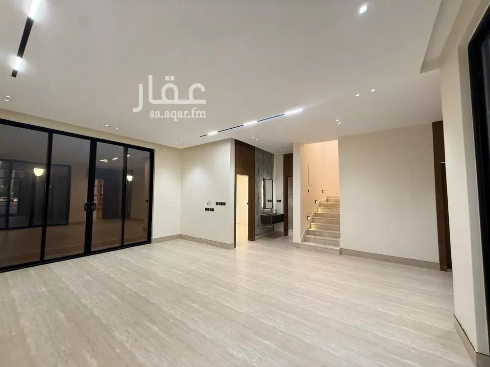 5 bedroom villa in Al Mahdiyyah 9