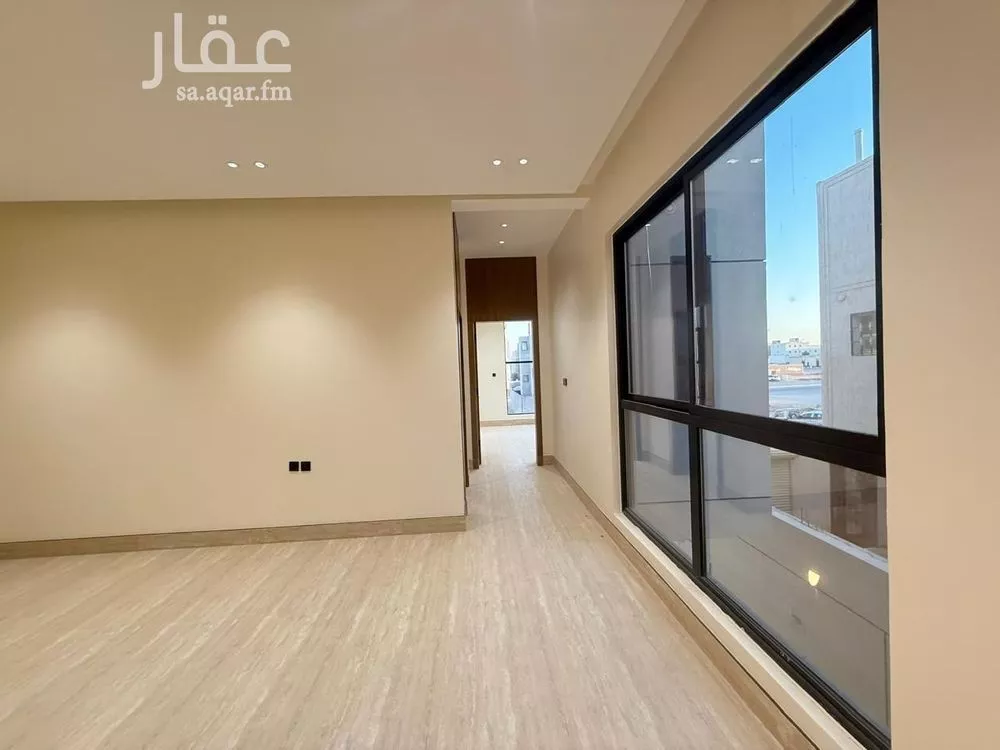 5 bedroom villa in Al Mahdiyyah 10