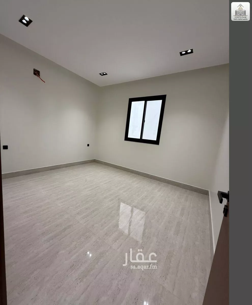 فيلا 8 غرف في طويق 13