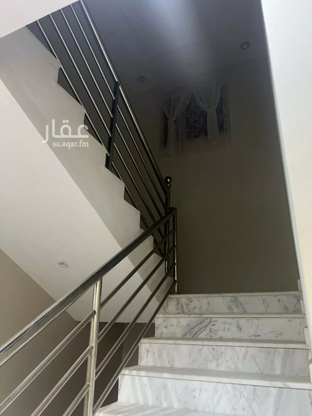 فيلا 11 غرف في طويق 12