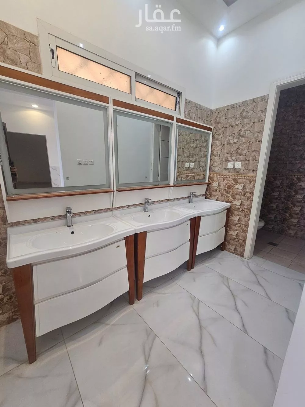 7 bedroom villa in Al Narjis 11