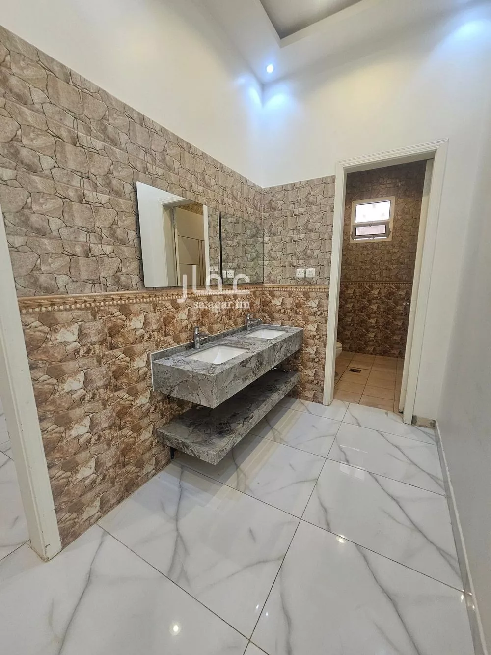 7 bedroom villa in Al Narjis 17
